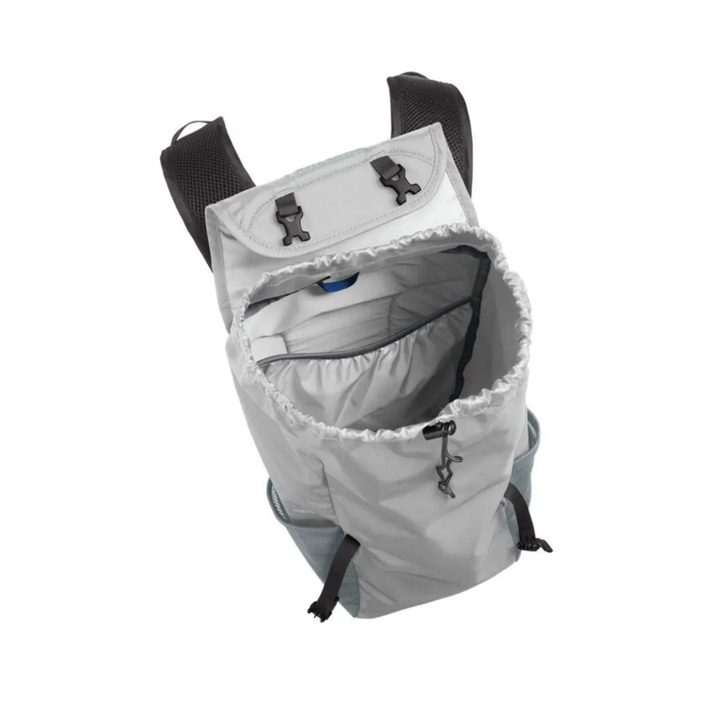 MOCHILA DE HIDRATACAO CAMELBAK ARETE 18 DOUBLE BUCKLE 50OZ / 1,5L - DRIZZLE/MONUMENT