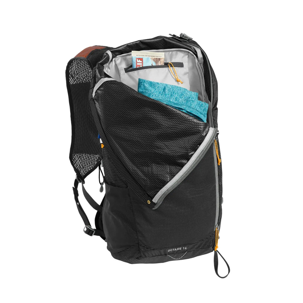 MOCHILA DE HIDRATACAO CAMELBAK OCTANE 16 70OZ / 2L - BLACK/APRICOT (PRETO/DAMASCO)