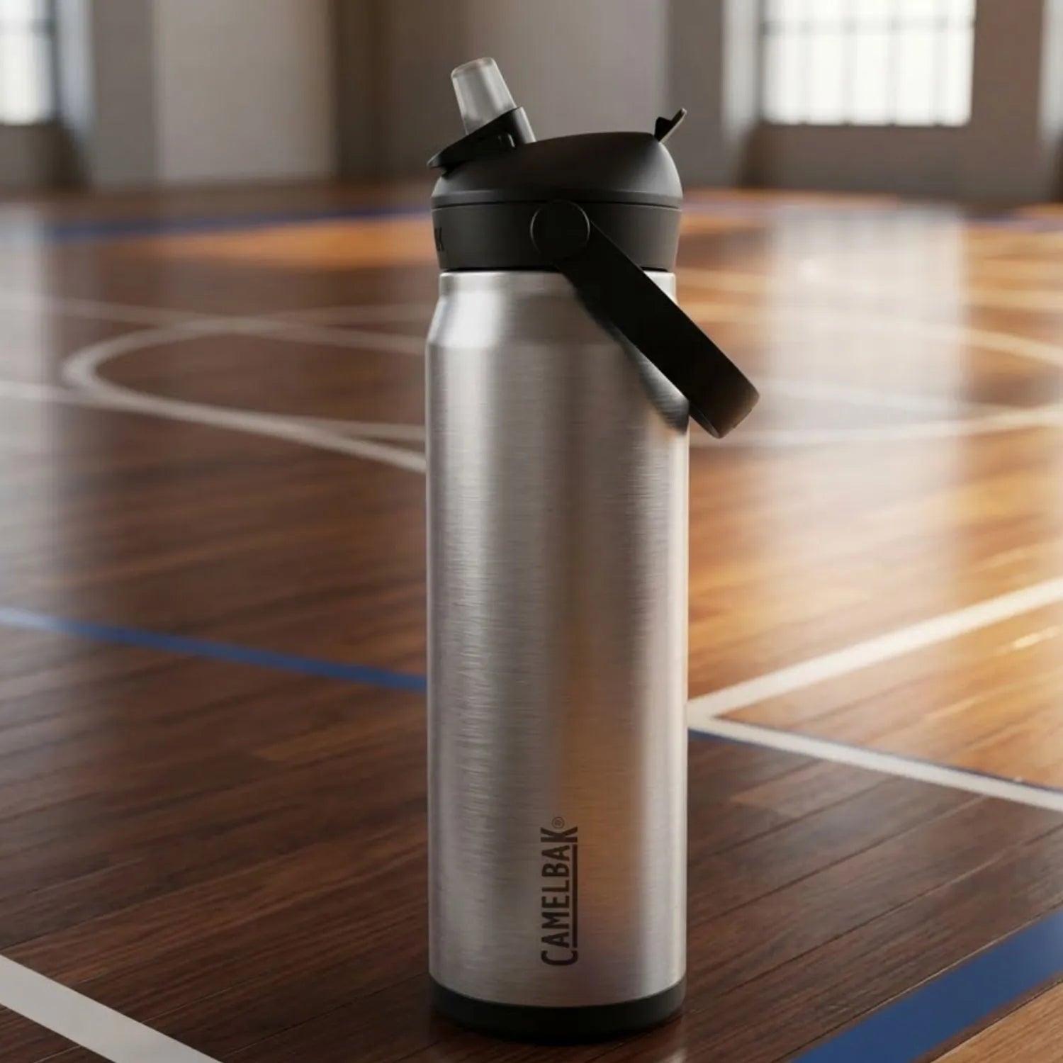GARRAFA TERMICA CAMELBAK THRIVE FLIP STRAW VSS 25OZ / 740ML - STAINLESS (INOX)