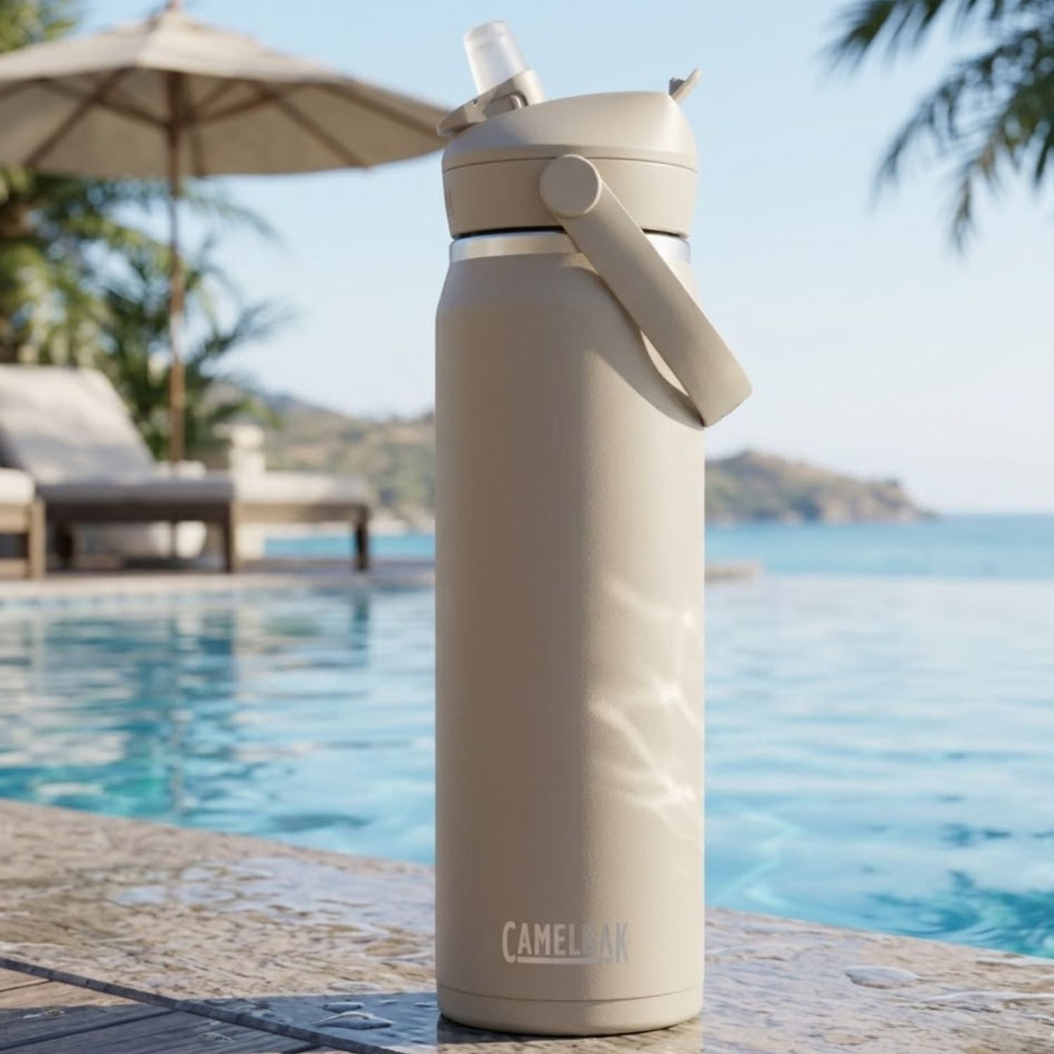 GARRAFA TERMICA CAMELBAK THRIVE FLIP STRAW VSS 25OZ / 740ML - STONE (CINZA CLARO)
