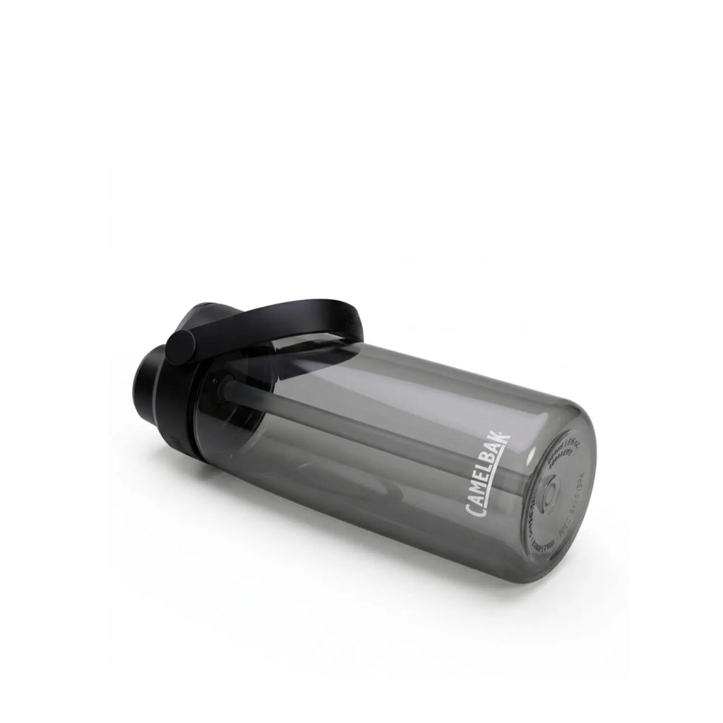 GARRAFA CAMELBAK THRIVE CHUG TRITAN 25OZ / 740ML - CHARCOAL (PRETO TRANSPARENTE)