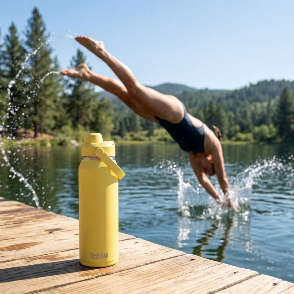 GARRAFA TERMICA CAMELBAK THRIVE CHUG VSS 32OZ / 946ML - YELLOW BLOOM (AMARELO)