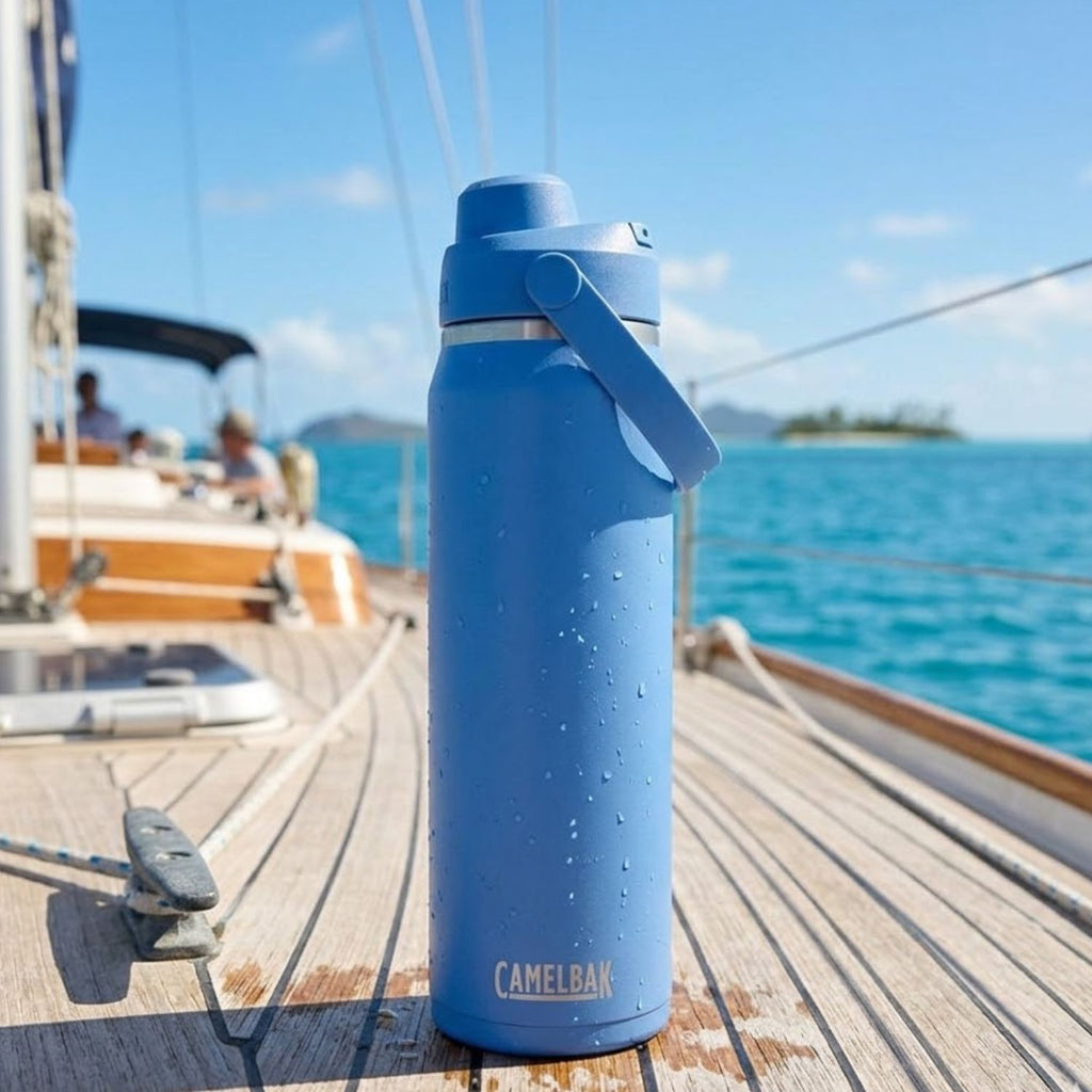 GARRAFA TERMICA CAMELBAK THRIVE CHUG VSS 25OZ / 740ML - SKY BLUE (AZUL CLARO)
