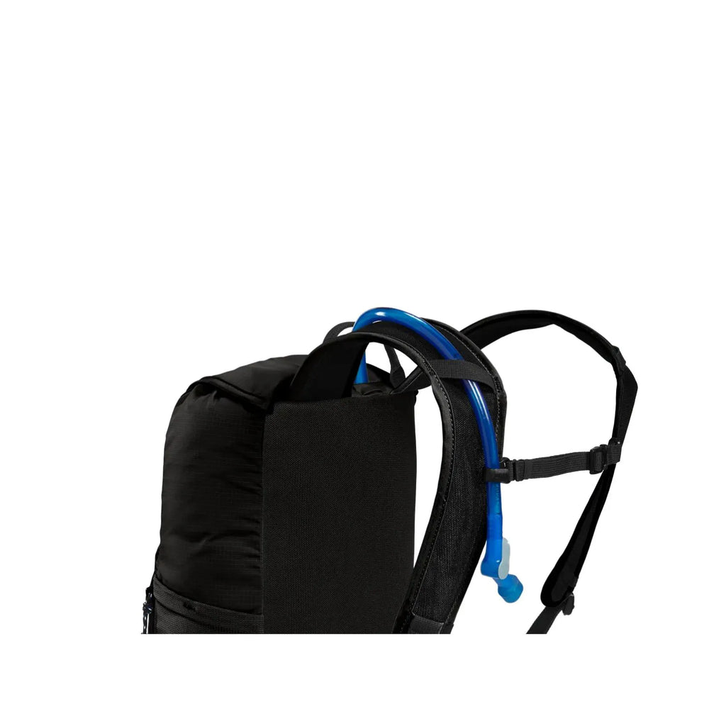 MOCHILA DE HIDRATACAO CAMELBAK ARETE 18 SINGLE BUCKLE 50OZ / 1,5L - BLACK (PRETO)