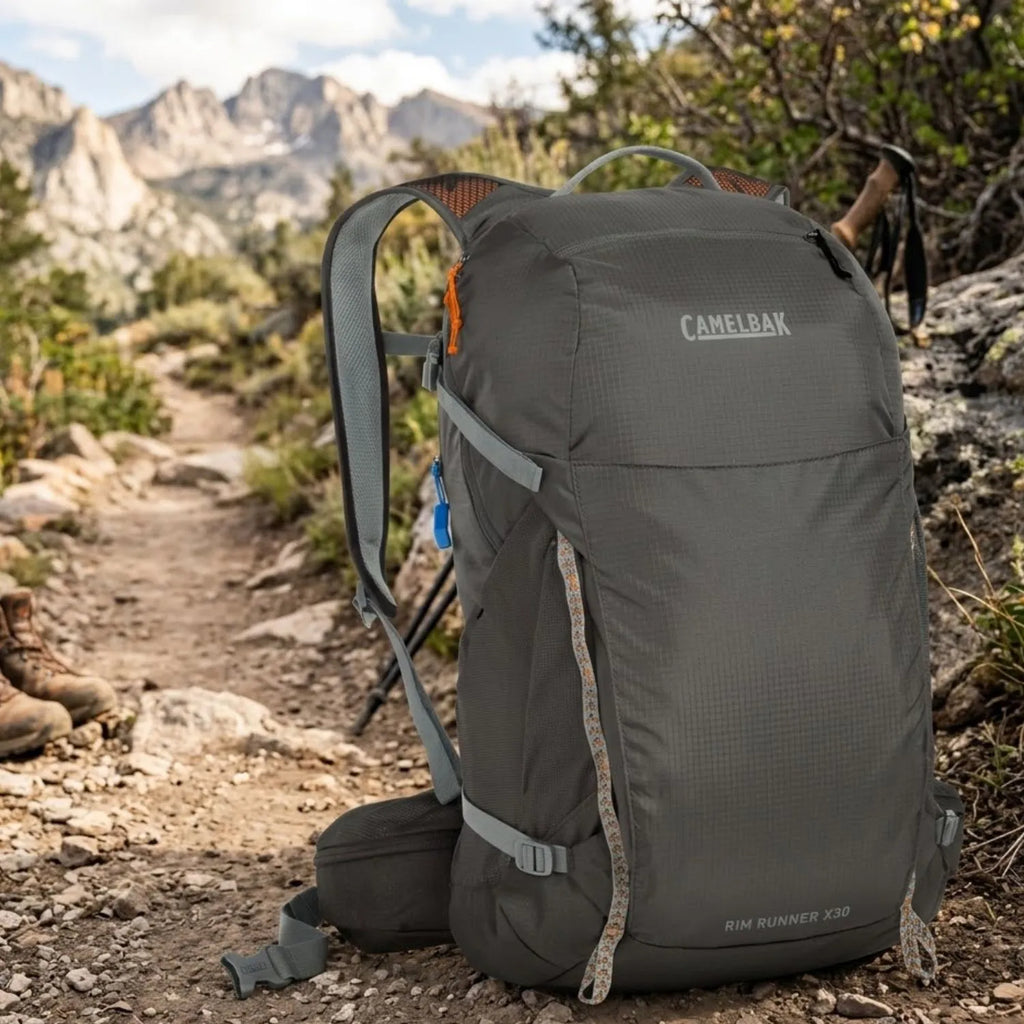 MOCHILA DE HIDRATACAO CAMELBAK RIM RUNNER X30 TERRA 50OZ / 1,5L - STORM GREY (CINZA) S/ REFIL